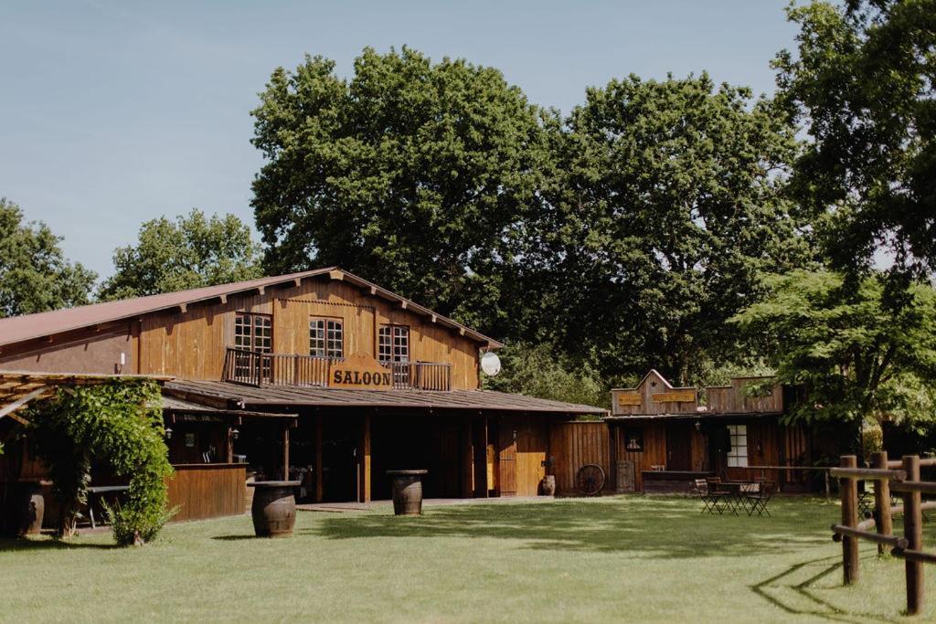 Bed and Breakfast Le Ranch Amadeus Saint-Paul-en-Born Zewnętrze zdjęcie